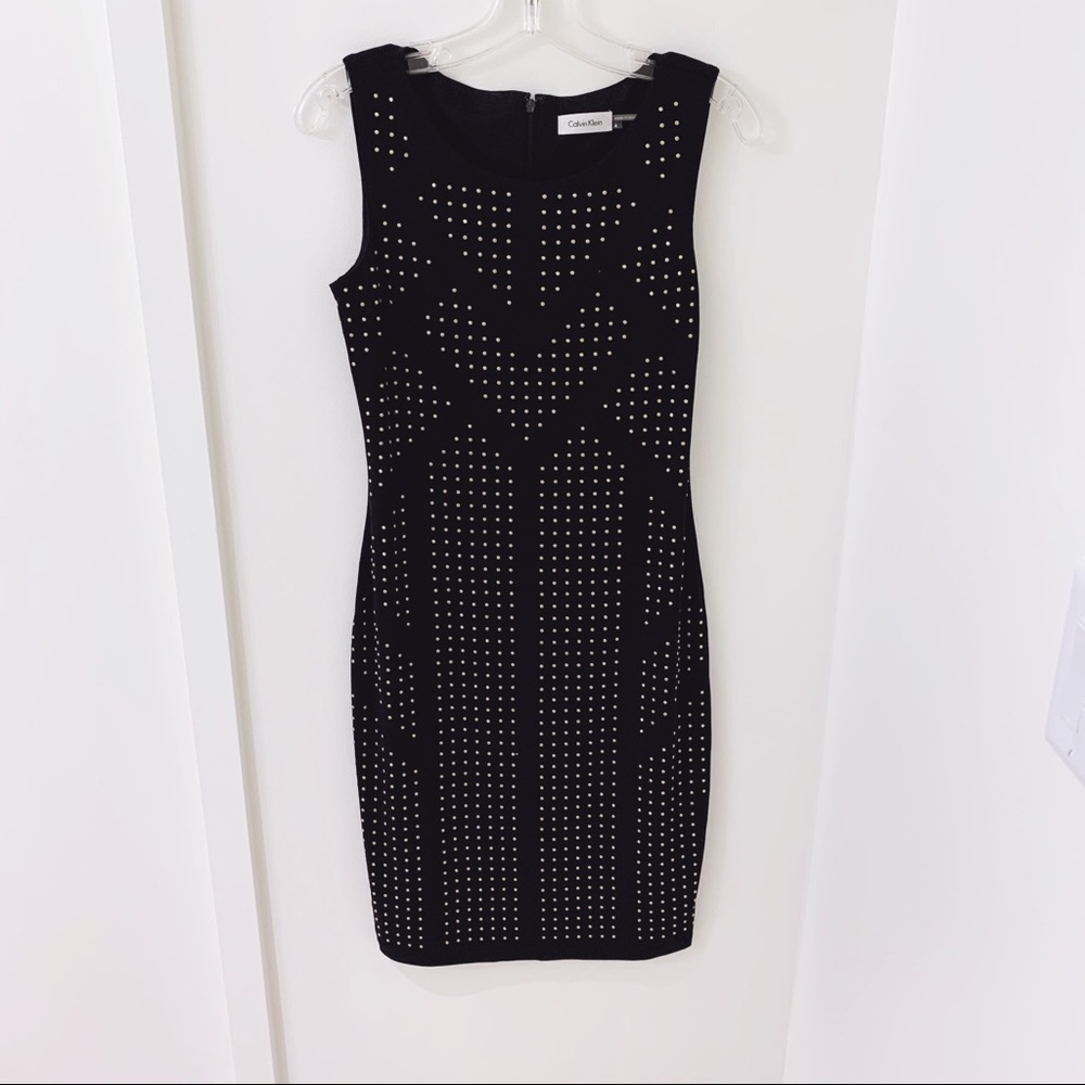 Calvin Klein || Dress